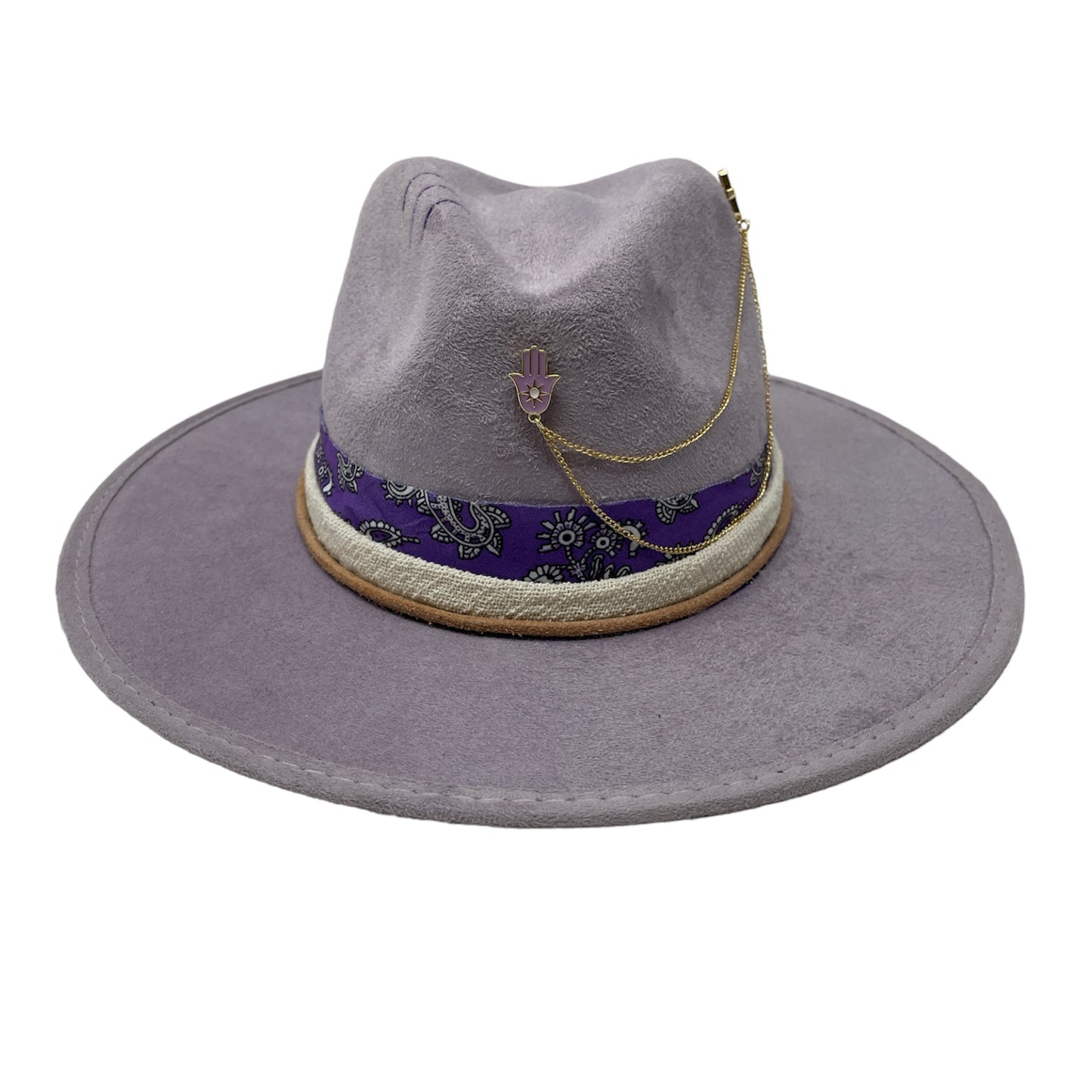 Hat with pin lila