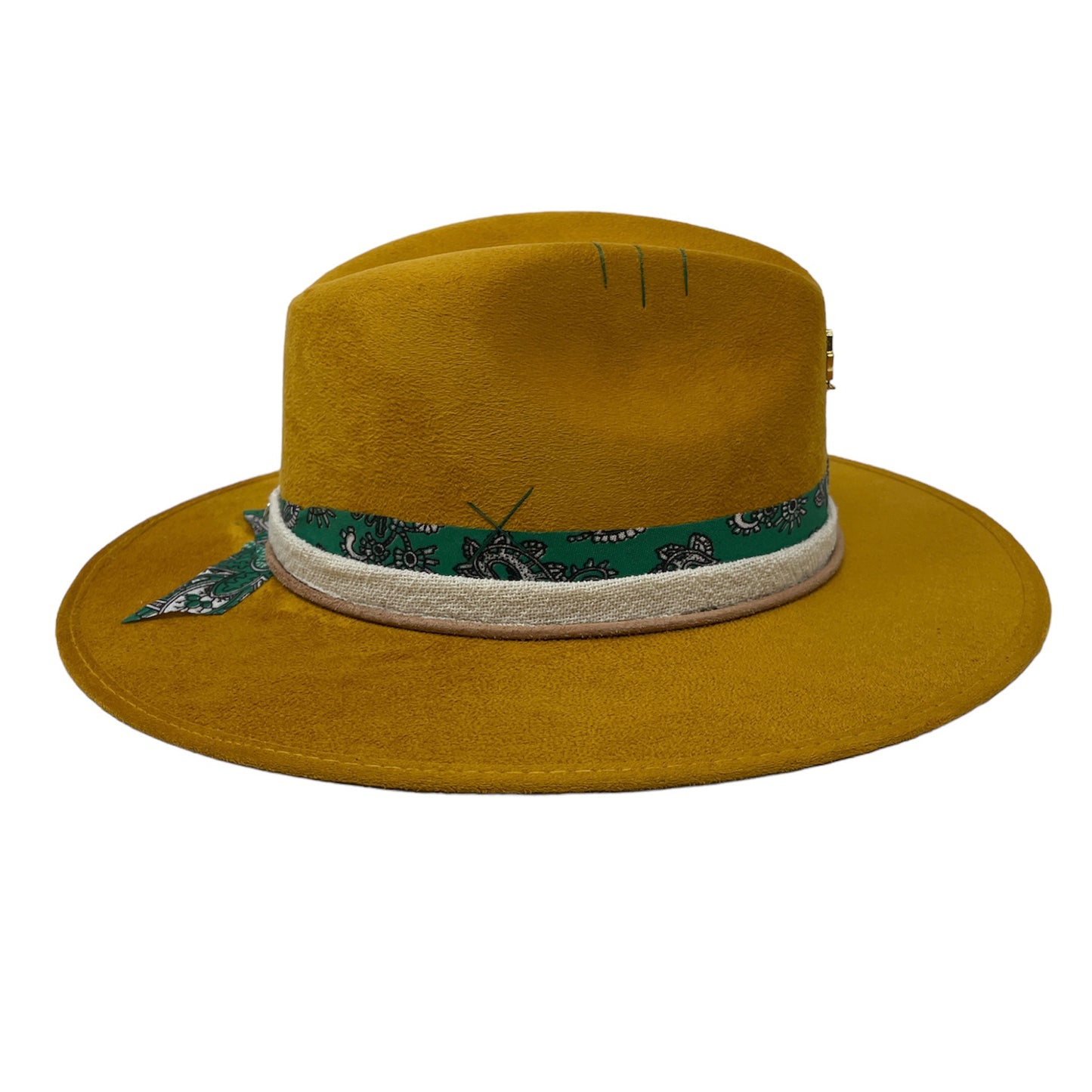 Hat with pin mostaza